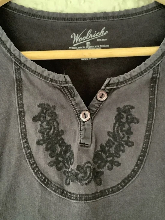 Woolrich Black Long-Sleeve Embroidered Henley - Picture 2 of 4